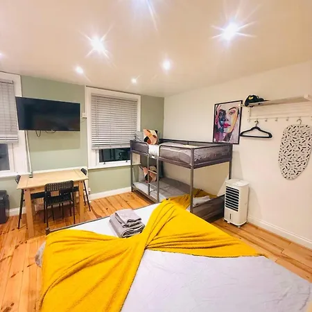 Notting Hill Guest Studio